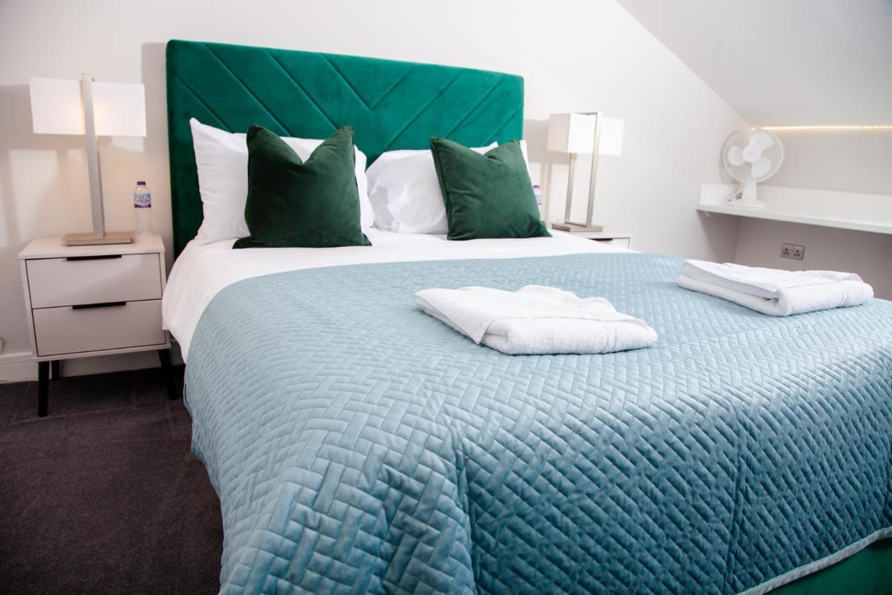 High Life Serviced Apartments - Old Town Swindon Exterior foto