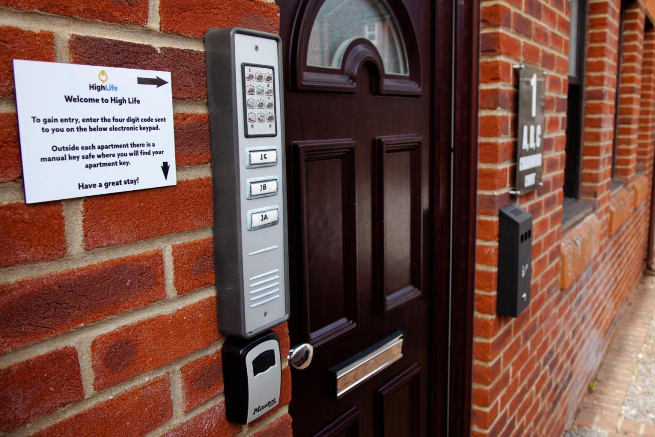 High Life Serviced Apartments - Old Town Swindon Exterior foto