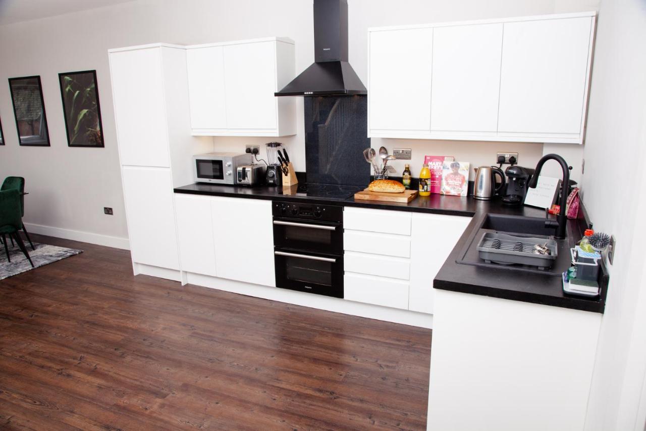 High Life Serviced Apartments - Old Town Swindon Exterior foto